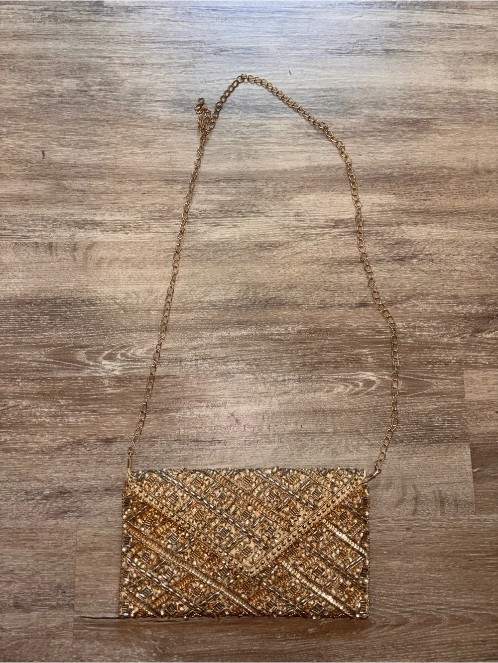 N/A elegant gold